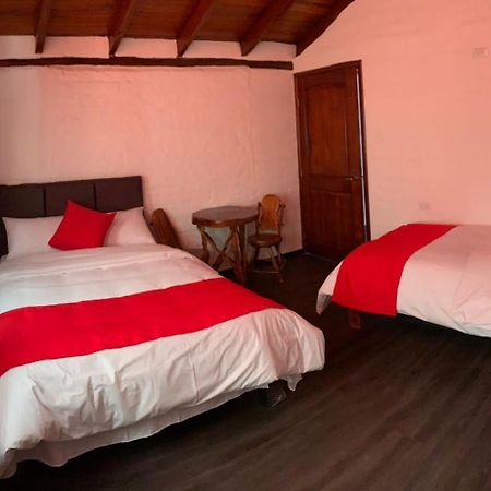 Hosteria La Chorrera Кито Екстериор снимка